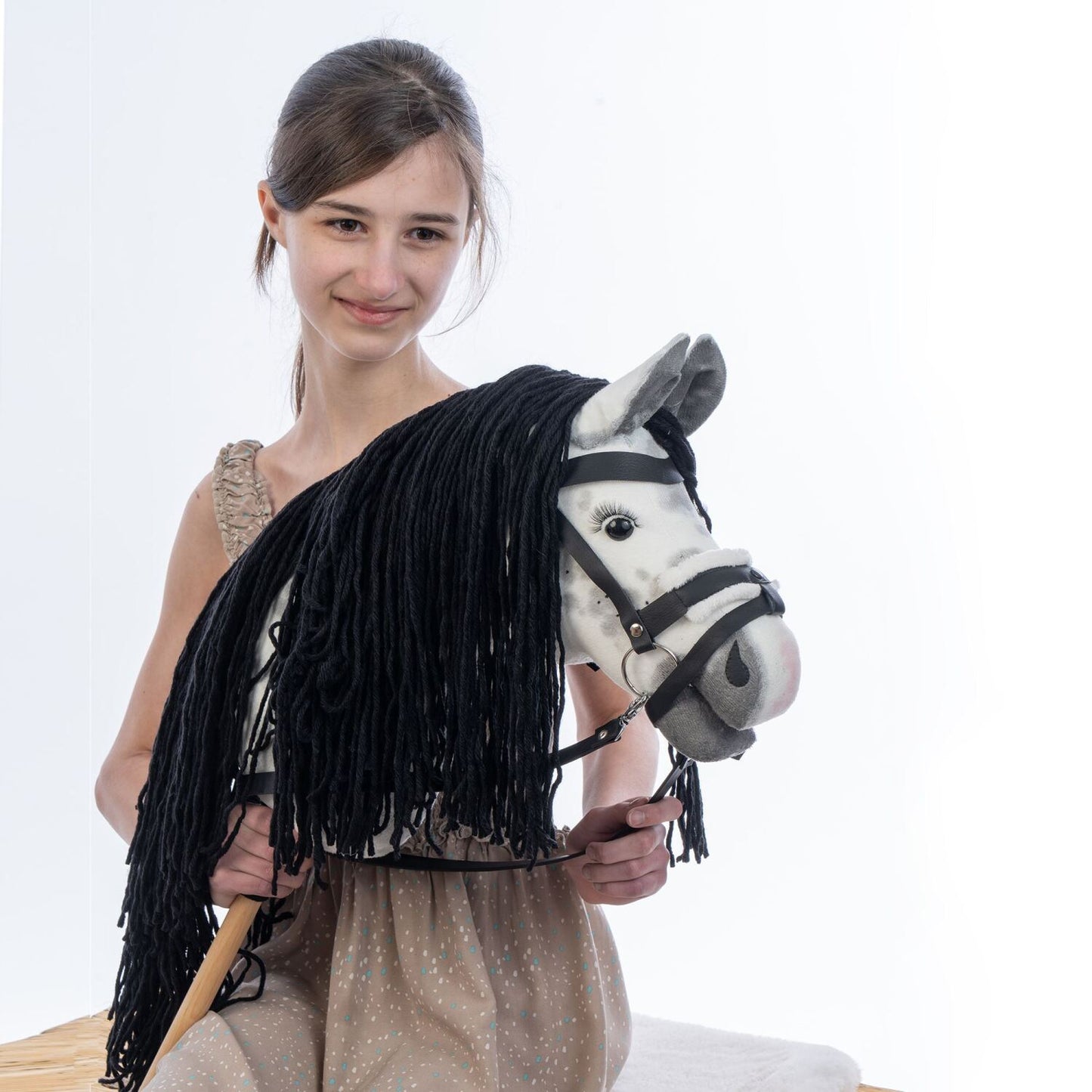 Hobbyhorse with bridle A3 Dapple grey SPRING