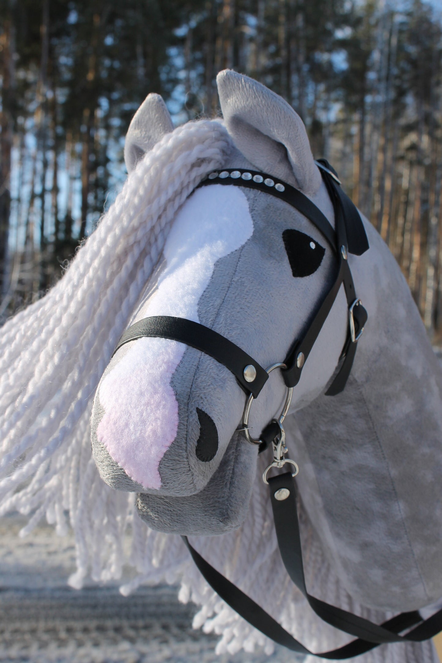 Hobbyhorse With Bridle A3 Blue Roan SNOW