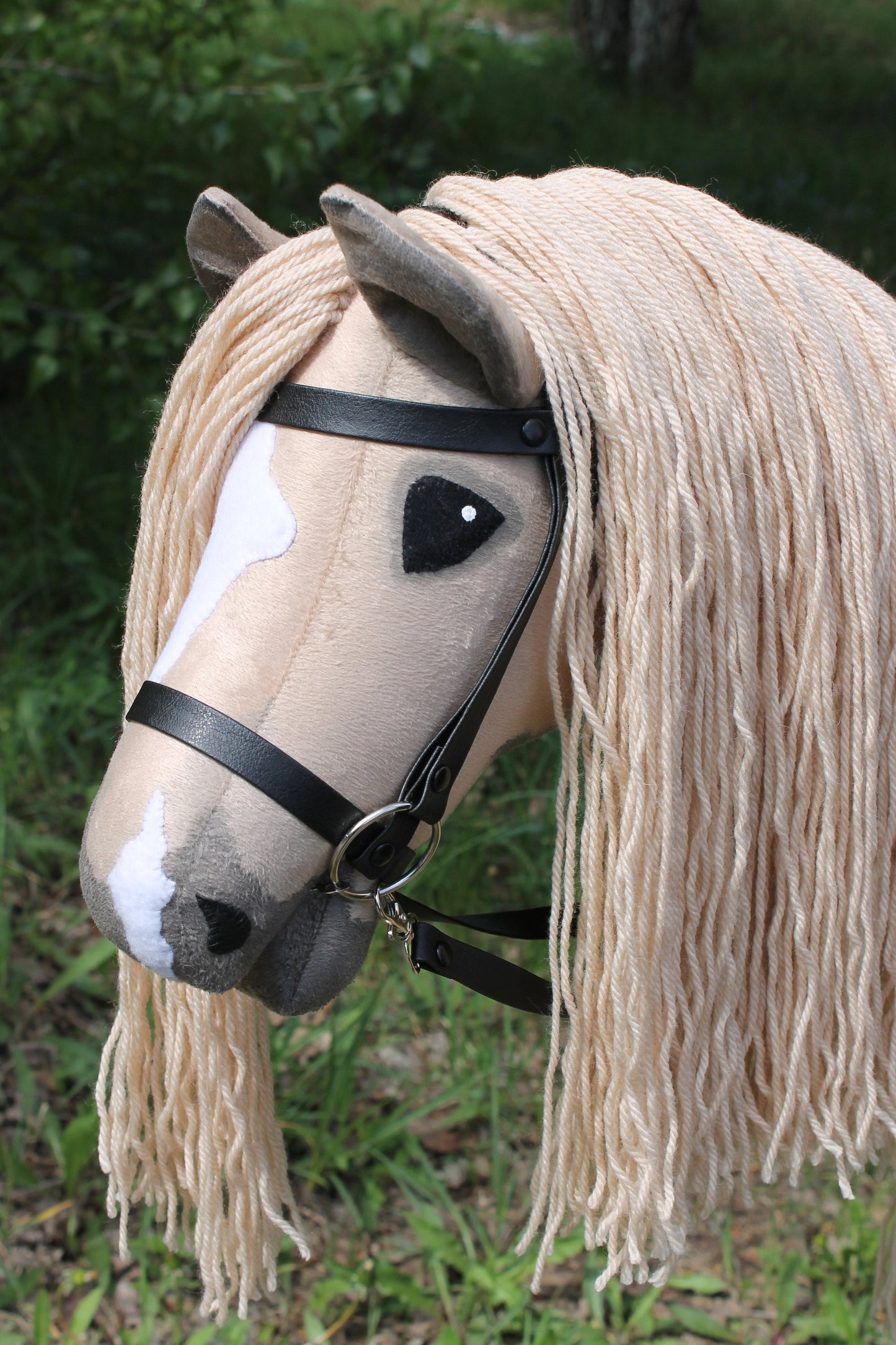 Hobby horse with bridle and reins A3 Rose Gray JAZZ