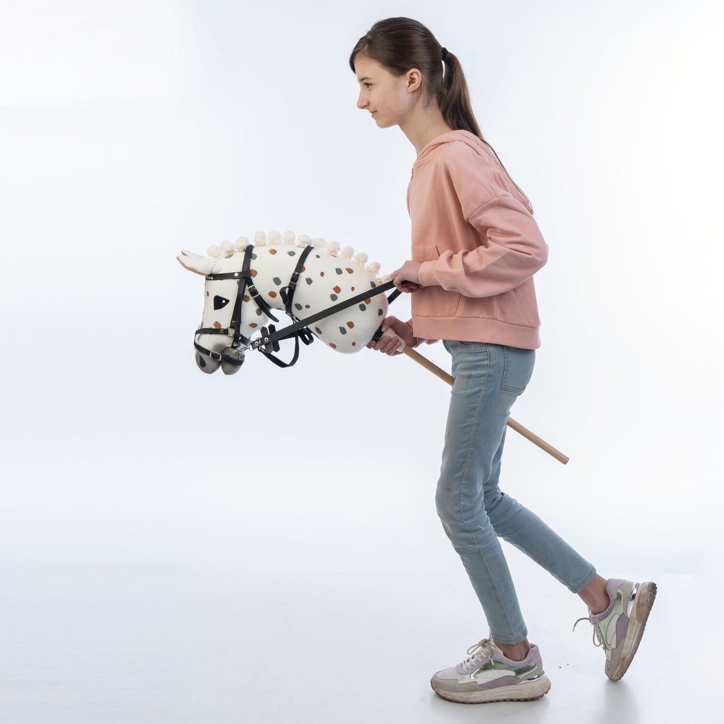 Hobbyhorse with bridle A3 White Stained Beauty